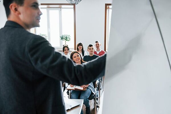 Referent bei Vortrag